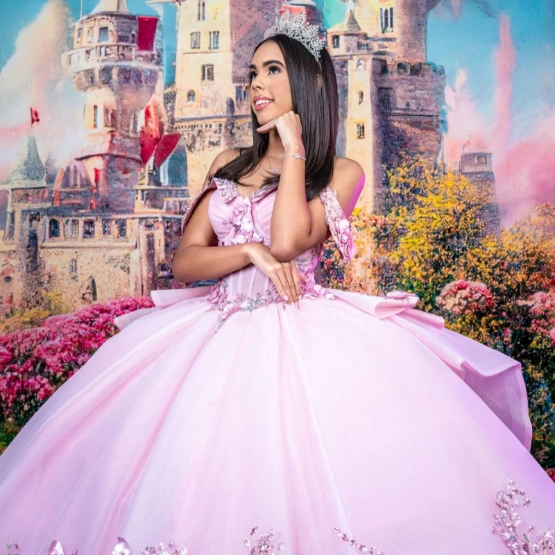 Różowa Błyszcząca Suknia Balowa Sukienki na Quinceañerę Odkryte Ramiona Aplikacje Kwiatowe Koraliki Impreza Urodziny Sweet 16 Sukienka Vestidos 15 De