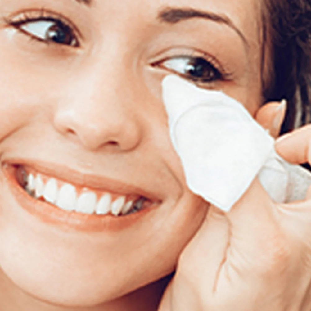 500Pcs Non-Woven Fabric Makeup Remover Pads Facial Cleansing Cloths Disposable Makeup Removal Wipes Soft Face Pads Wiping Cloths