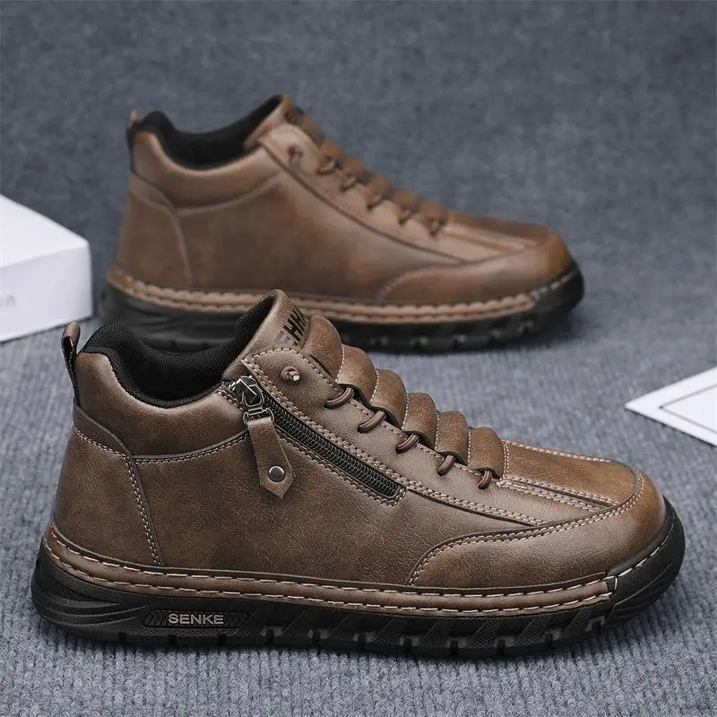 Men's Casual High-Top Shoes Spring Autumn Soft Leather Thick Sole One-Piece Footwear Versatile Sports Boots with Padding