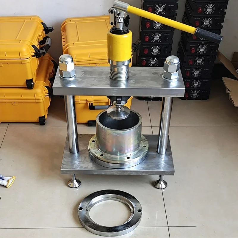 Concrete Forming and Demolding Machine Manual Clamping Demolding Tool for Water Impermeability Test Molds 2/4 (Customized)