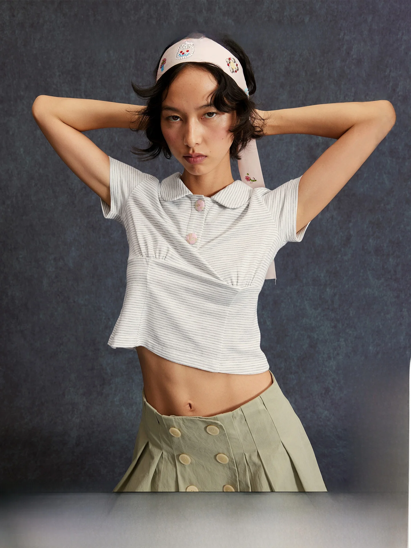 

Women's Slim Fit Knitwear ort Sve Doll Collar Waist Cinched Striped irt Spring 2026 New Sle White ey Stripe