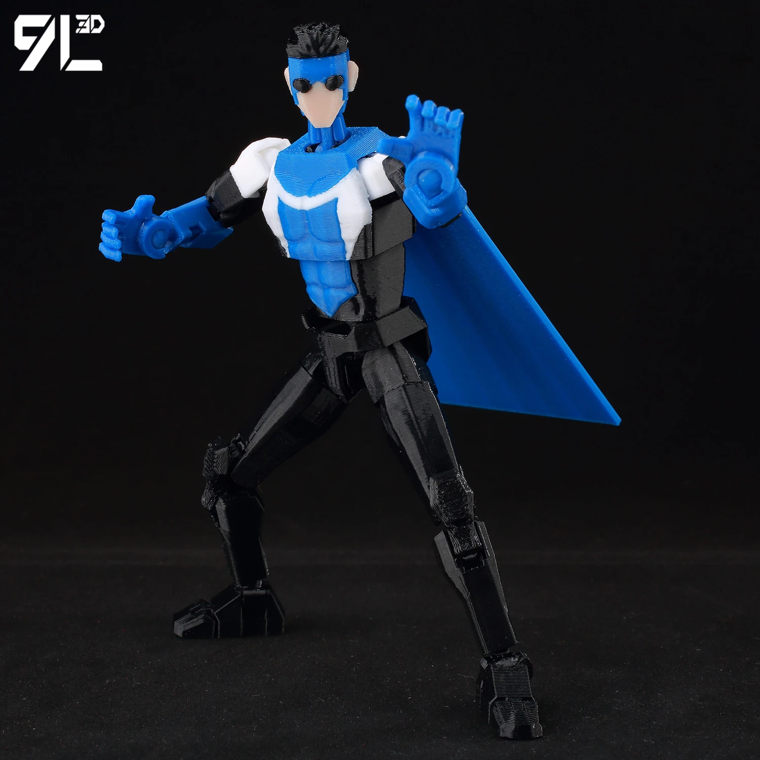 9L3D Lucky Titan13 Invincible édition limitée décor de vacances Superman précision conception articulée dynamique mobile Figure garçon cadeau