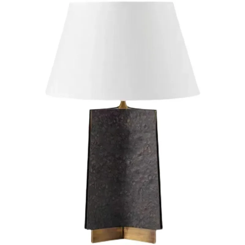 Creative living room sofa bedroom bedside hotel exhibition hall decoration model room desk lamp