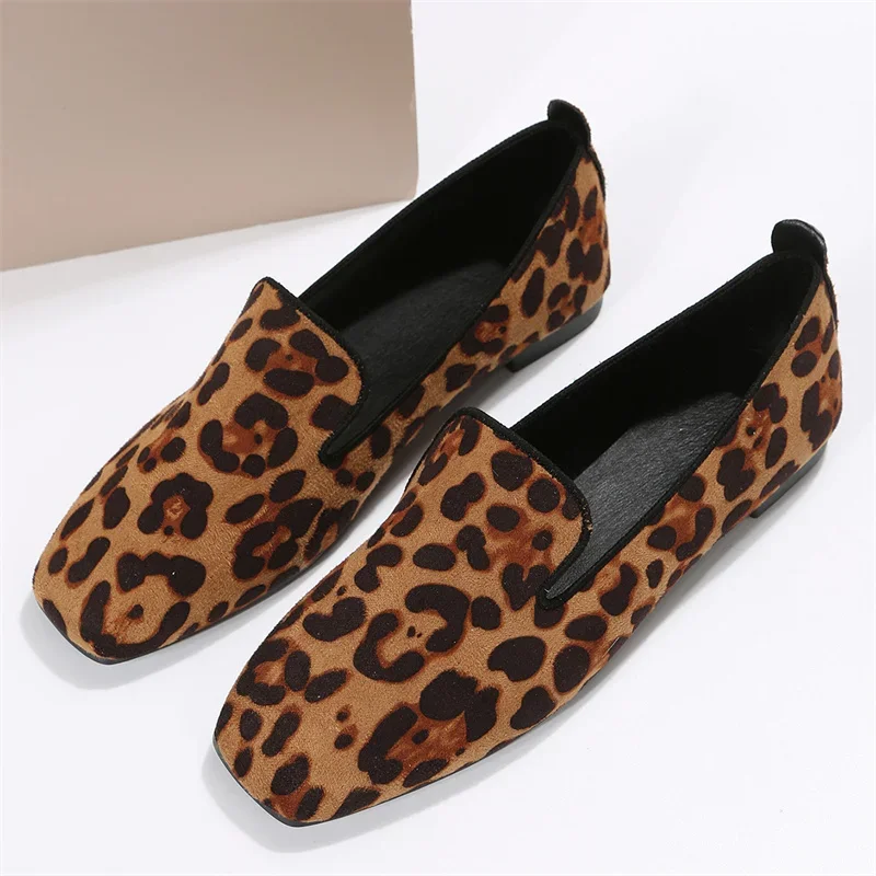 Spring/Autumn New Sexy Elegant Casual Leopard Print Wear-Resistant Fashionable Comfortable Walking Flat Shoes for Women