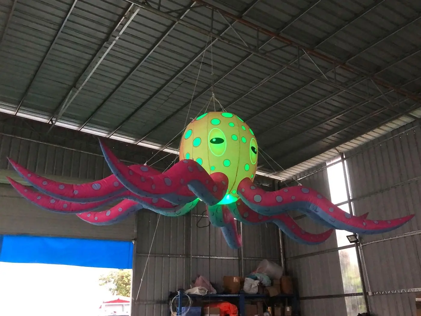 Pulpo inflable gigante suspendido con luces Led, globo de animales marinos del océano rosa para decoración de escenario de fiesta de música, 3m, 5m, 8m