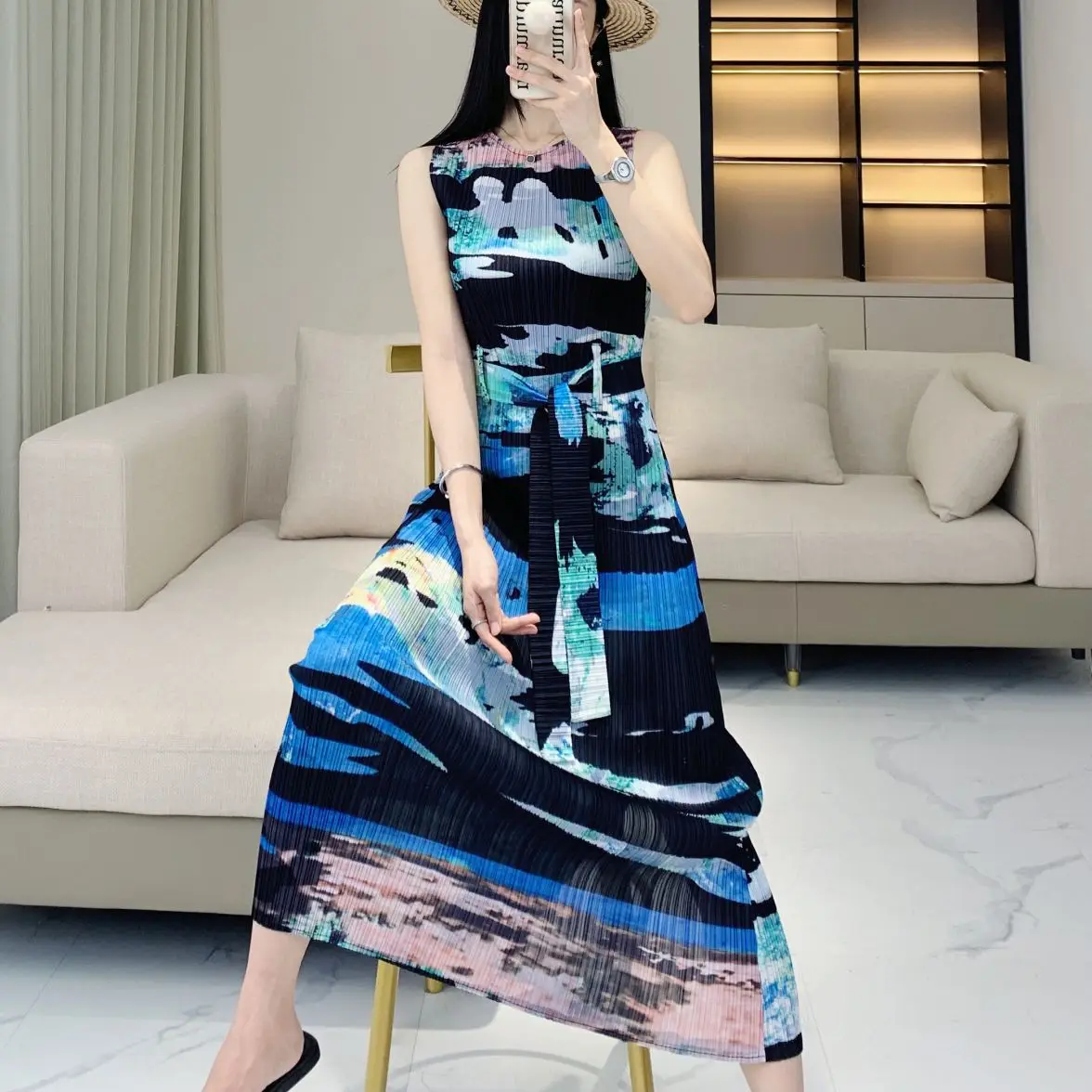 

Pleats Pleated Printed Dress Women 2024 New Summer Temperament Slim Thin Knee-length Fashion Round Neck Sleeveless Skirt