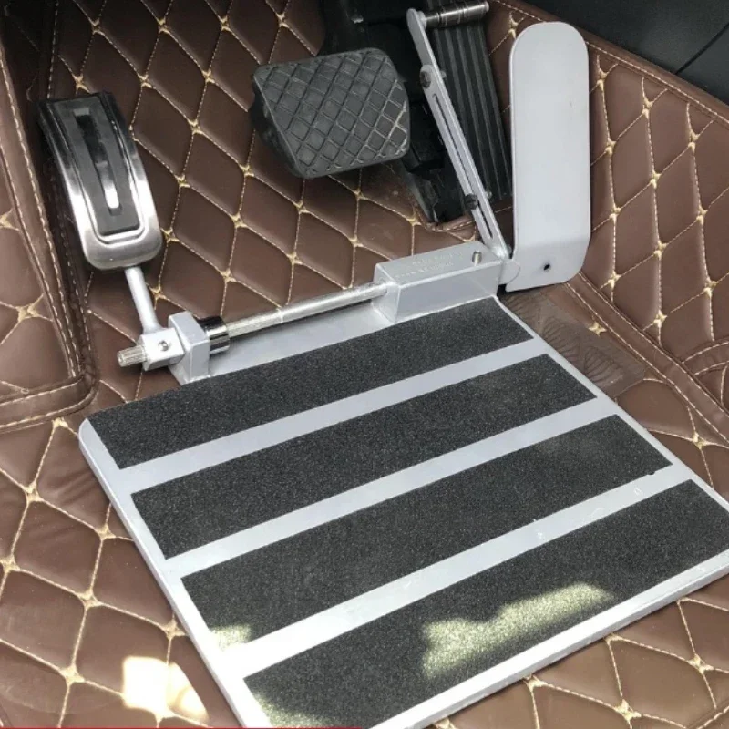 Ready-to-Use Left-Moving Accelerator Pedal Disabled Driving Aid C5