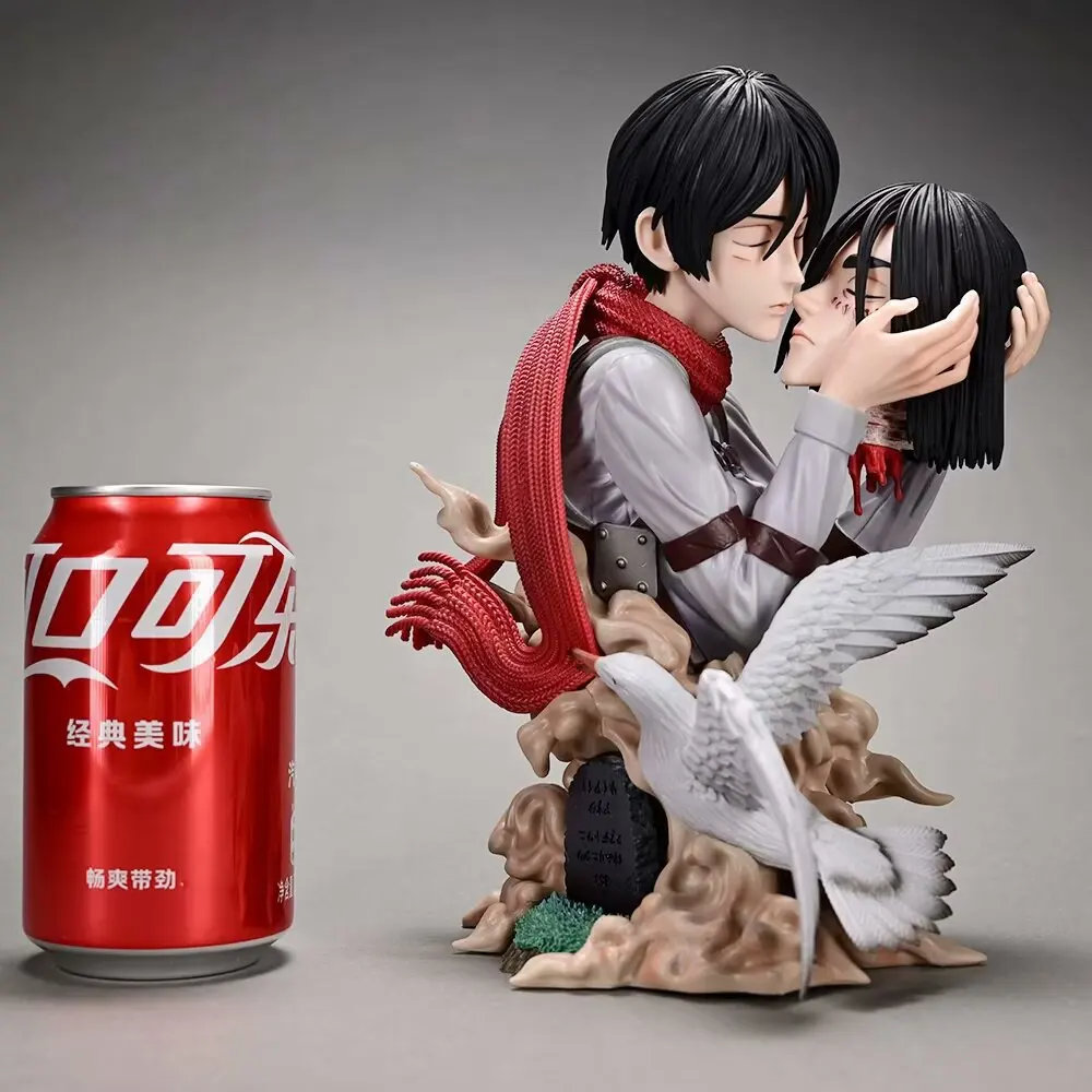 Attack on Titan Eren Jaeger Mikasa Ackerman 22cm Action Figure 'One Last Kiss' Statue Anime Collectible Desk Decor Toy Gift