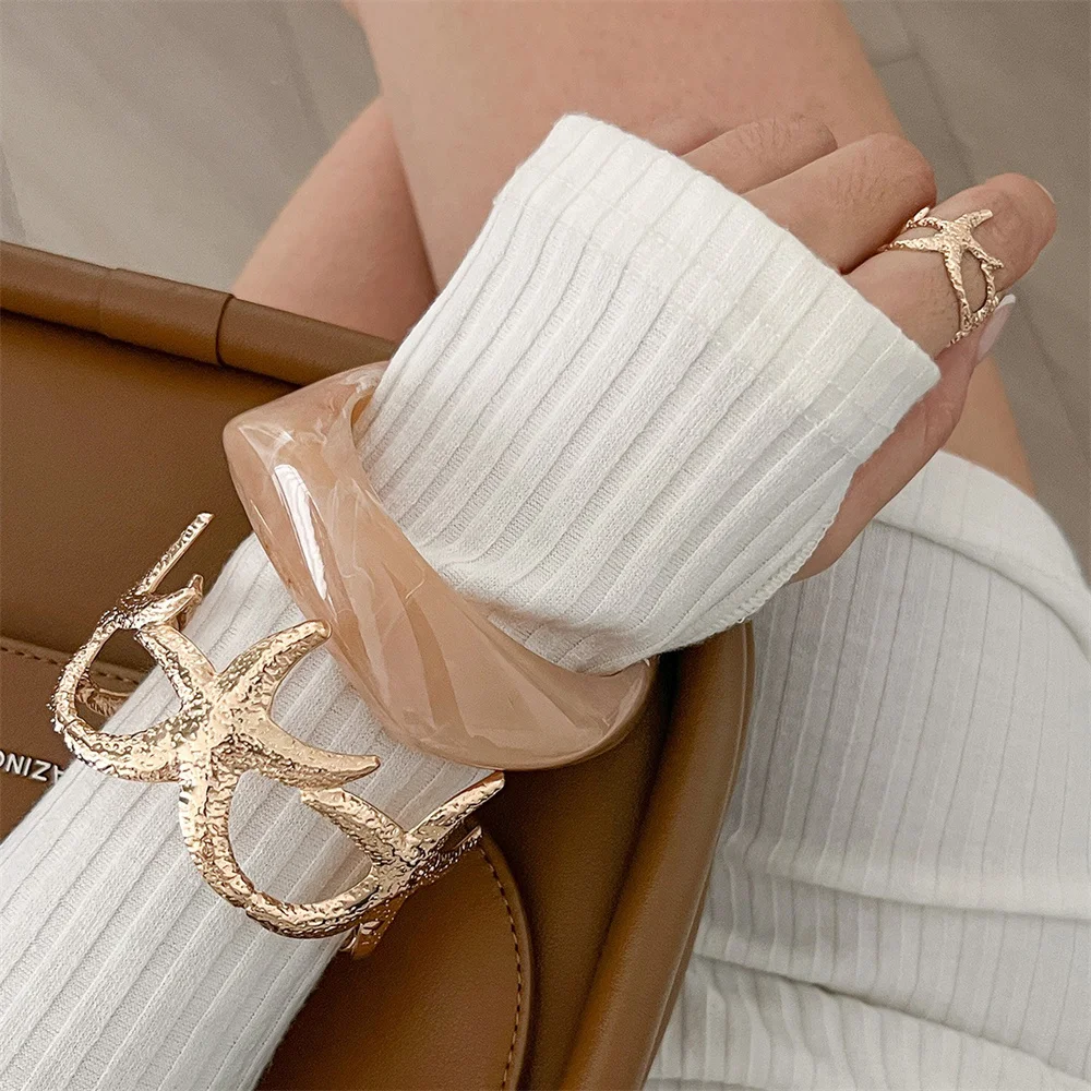 Punk Big Metal Flowers Starfish Butterfly Cuff Bangle for Women Fashion Bohemia Gold Color Open Bangle Sweater Jewelry Gifts