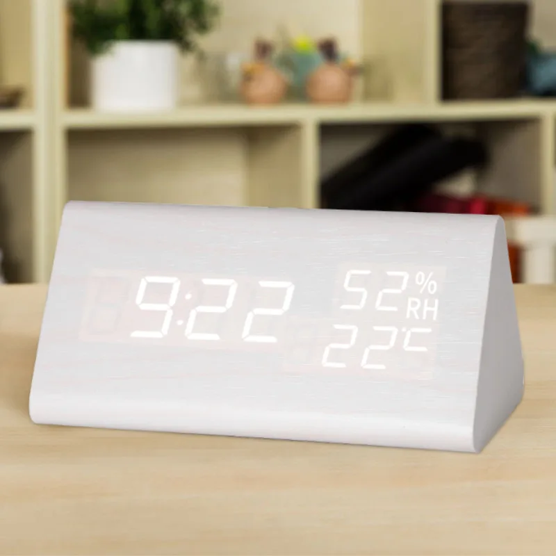 1PC Simple Alarm Clock Smart Voice Activated Silent Led Wooden Clock Battery Wooden Clock Crafts Decoration