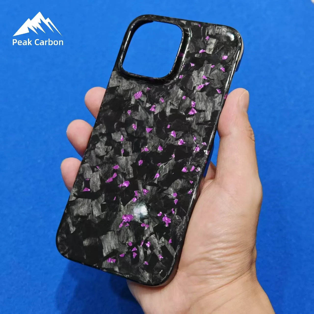 

Глянцевый чехол из кованого углеродного волокна Purple Flakes для iPhone 16 15 Pro Max 16 Pro, ультратонкий легкий защитный чехол для задней панели телефона
