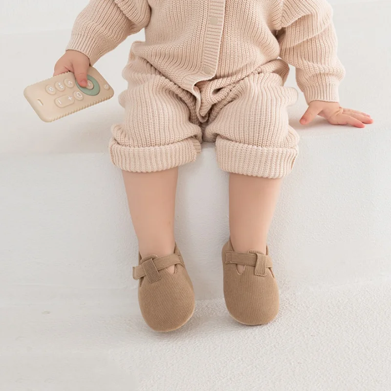 الوليد الطفل أحذية مشي للبنين بنات ربيع الخريف الرضع 1st الأولى مشوا عادية في الهواء الطلق طفل المضادة للانزلاق الطابق الأحذية