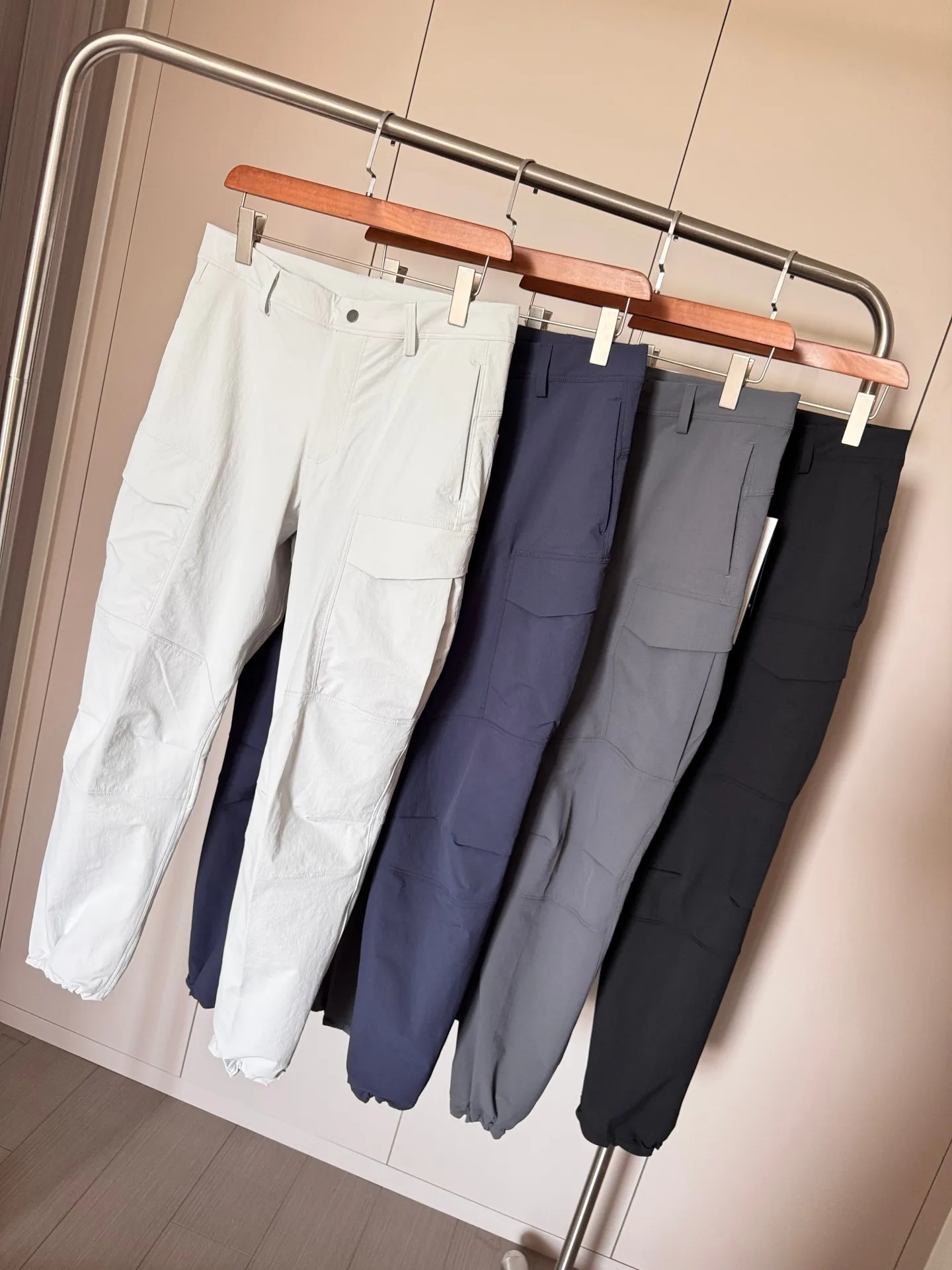 

Niao Home Mountain Series 3D Tailored Windproof Water Repellent Outdoor Soft ell Casual Long Trousers for Men Autumn Wear