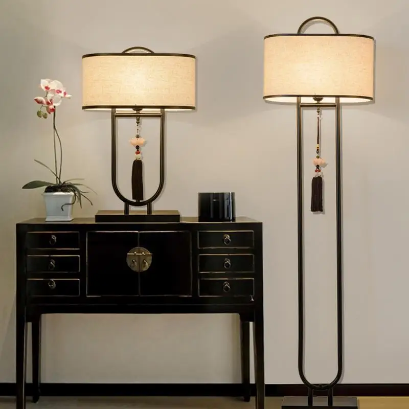 New Chinese Style Vintage Creative Wood Floor Lamp LED Living Room Bedroom Study Bedside Decor