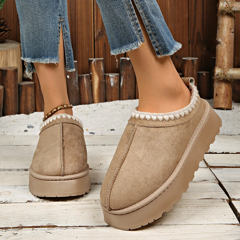 Winter Thick Sole Warm Snow Boots Women Comfortable Non Slip Platform Cotton Padded Shoes Woman Plus Size 43 Plush Short Booties