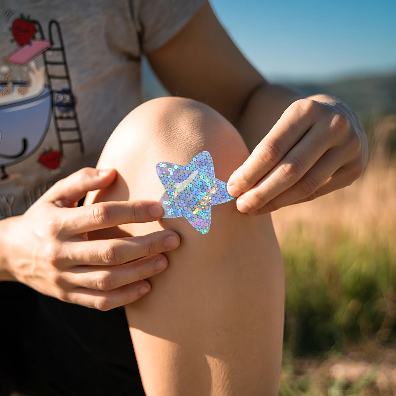 50 قطعة من الضمادات اللامعة بتصميم نجمة قابلة للتنفس، ملصقات جروح لاصقة محمولة، حل إسعافات أولية للتخييم العائلي والمشي لمسافات طويلة