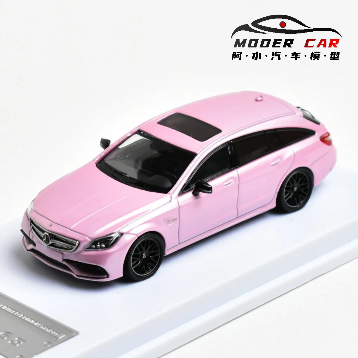 

MJ 1:64 Giftable cls63 Diecast Model Car