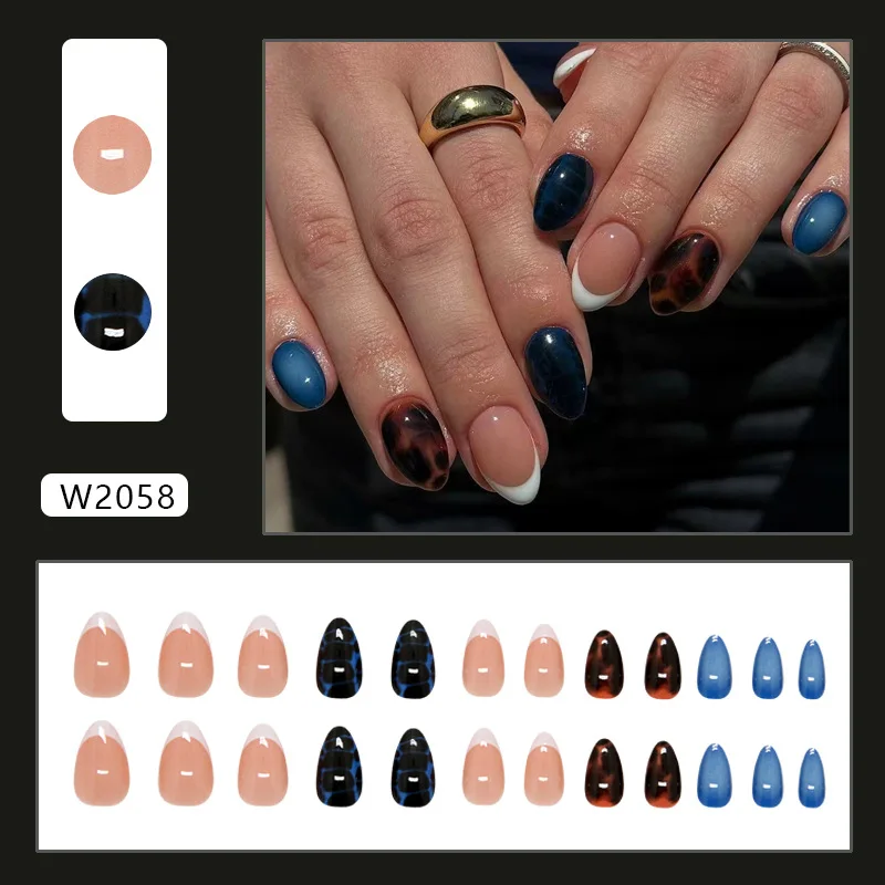 

24PCS Short Almond False Nails Vintage Press on Nails Amber Gradient French Tip Pattern Sweet Cool Glue on Fake Nails for Women