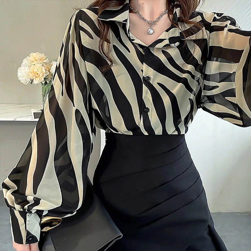 Women Clothing Chic Striped Printing Chiffon Shirts Summer Elegant Fashion All-match Lantern Sleeve Blouses Casual Loose Tops