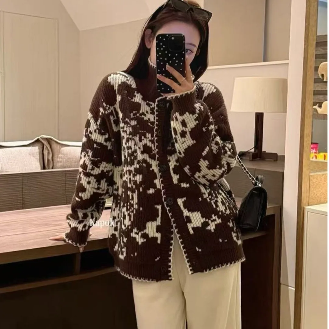 

Women's Chic Thiened Knitted Sweater Stand Collar Two-Way Wear Autumn Winter Heavy Embroidery Retro Feel Long Sve Top