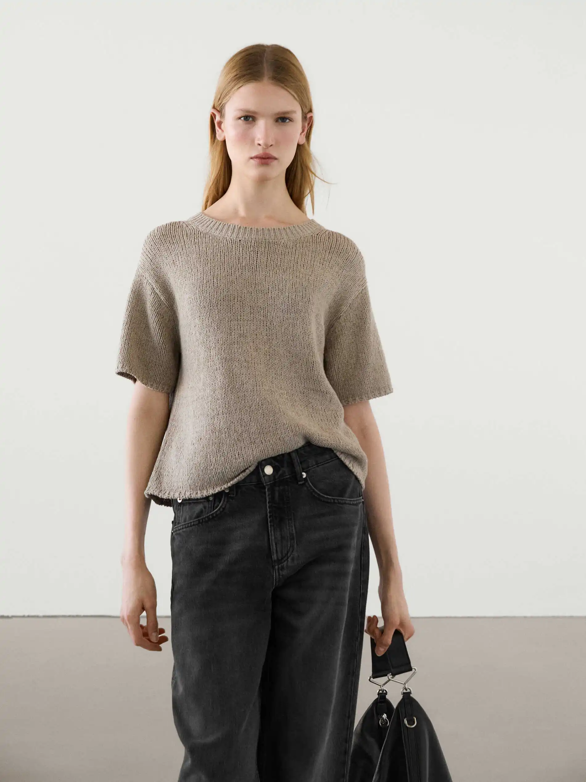 Ethereal MD 2025 massidutti otoño nuevo estilo de mujer casual básico simple marrón cuello redondo suéter de manga corta Camiseta