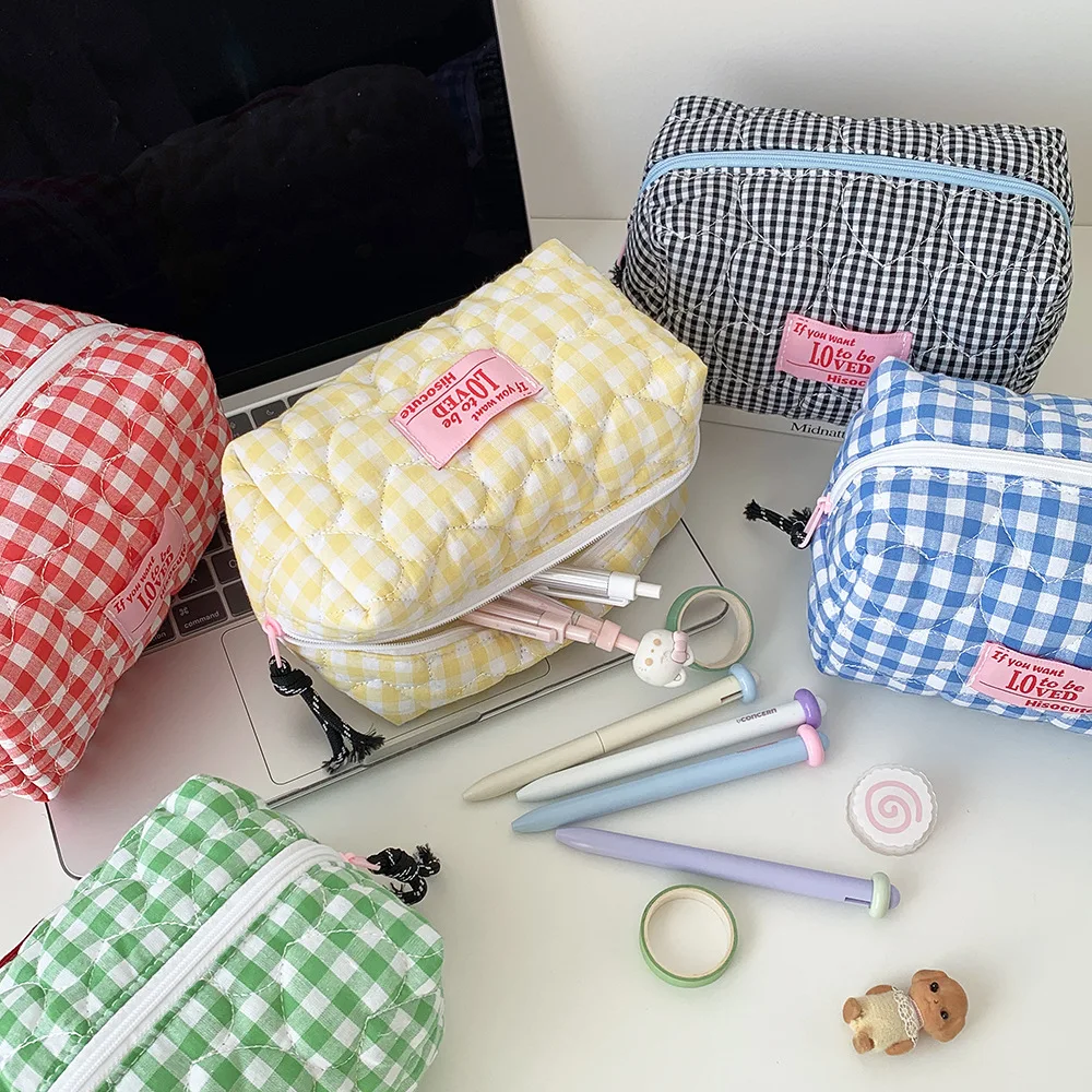 Fashion Simple Heart Square Makeup Bag Cute Girls Travel Large Capacity Storage Handbag Women Grooming Bag Student Pencil Case