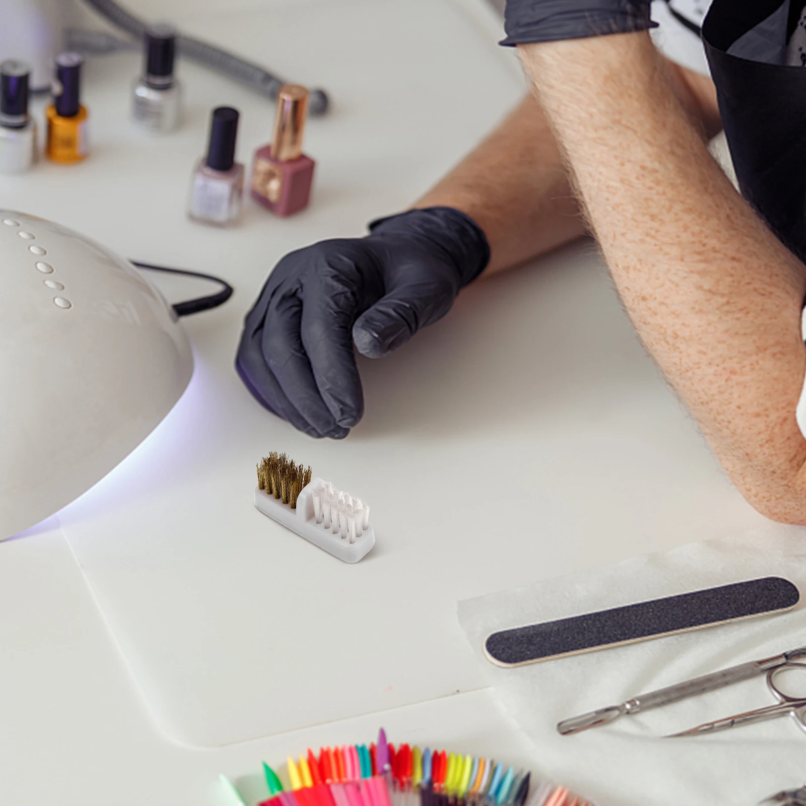 Brosse de nettoyage de foret à ongles, outil robuste en fil de cuivre pour un nettoyage en profondeur des zones confinées, manucure de qualité professionnelle