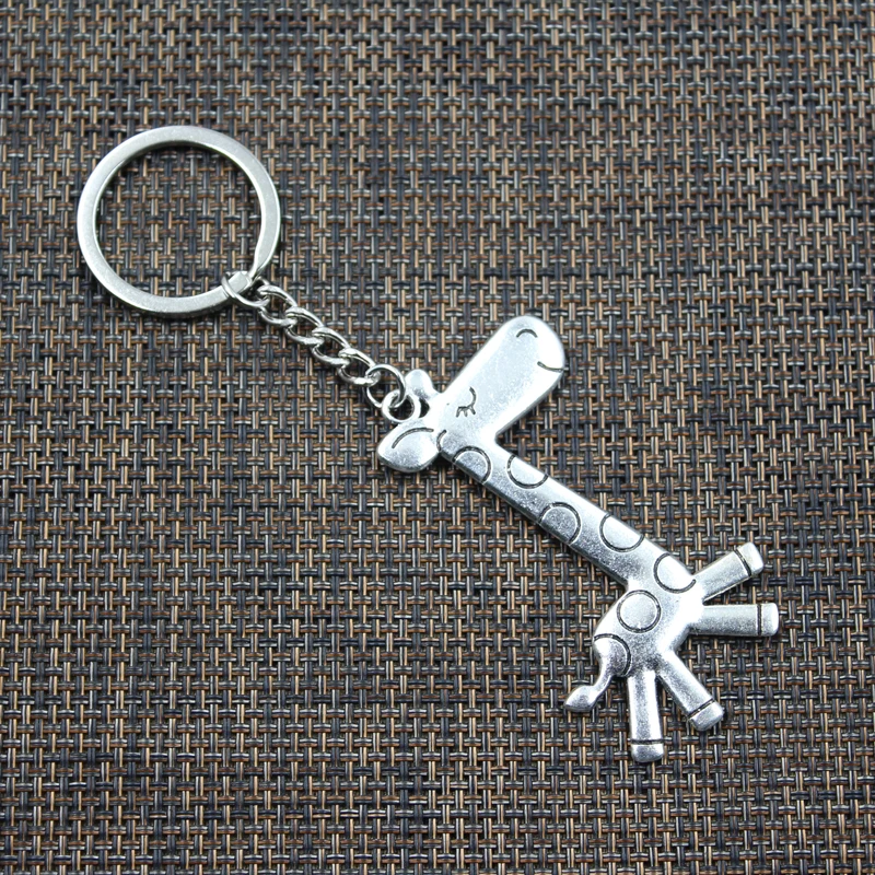 New Fashion Men 30mm Car Keychain DIY Metal Holder Chain Vintage Running Giraffe Deer 66x36mm Silver Color Pendant Gift