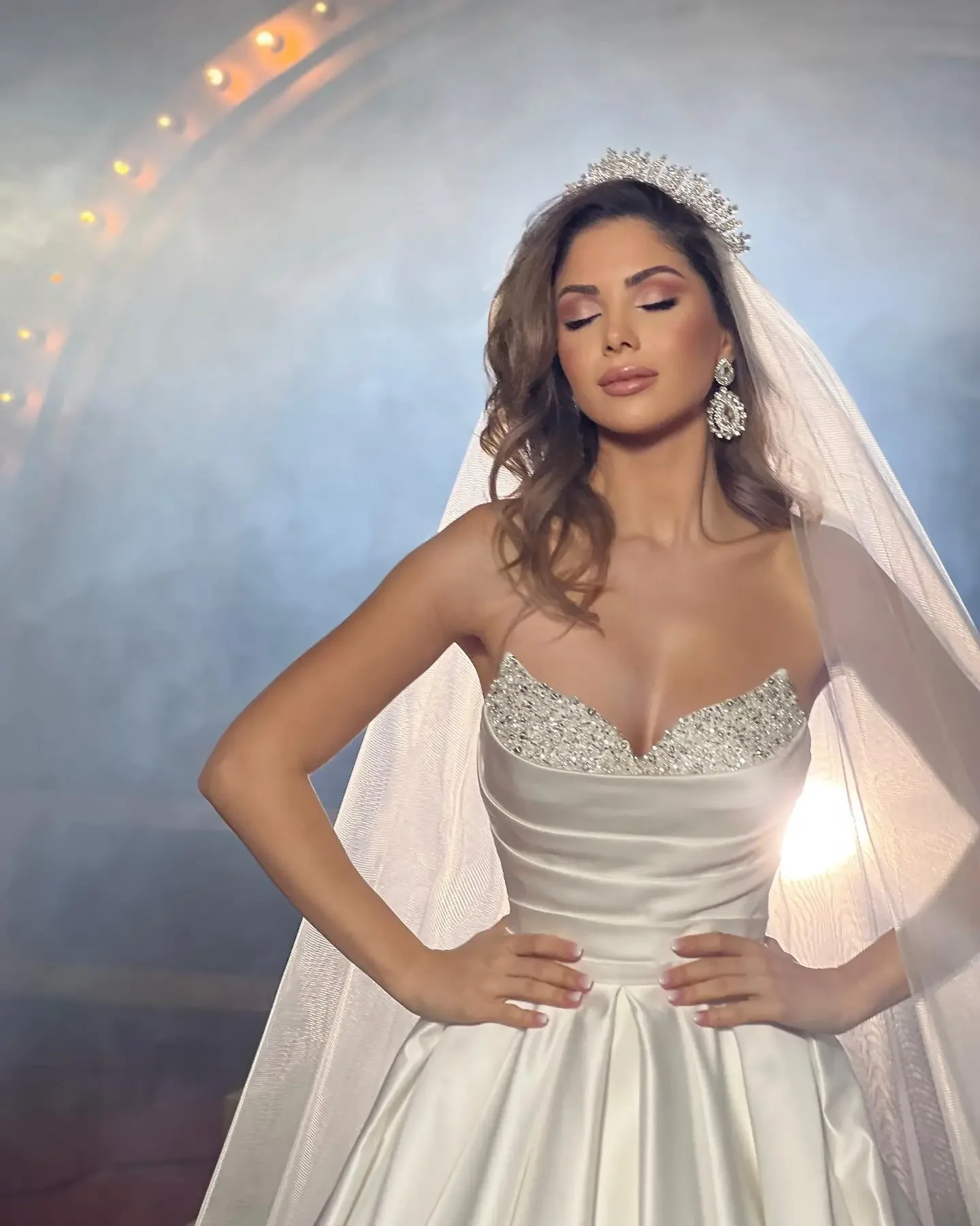 Flavinke-vestidos de novia personalizados de Arabia Saudita, vestido de baile de satén con escote en forma de corazón y cuentas, vestidos de novia