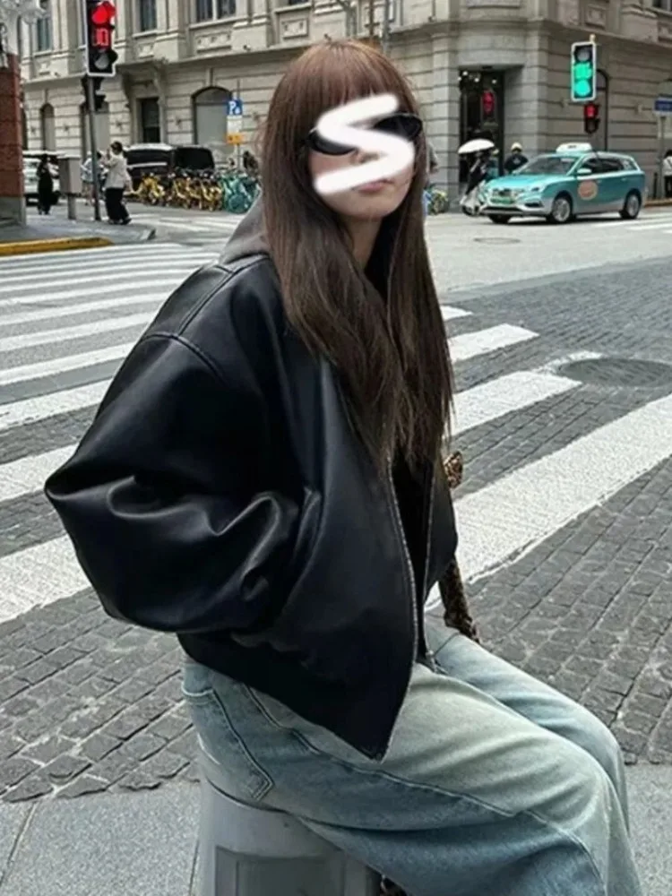 블랙 패션 PU 가죽 자켓 여성 빈티지 하이 스트리트 지퍼 가죽 자켓 여성 느슨한 모토 한국어 가죽 자켓 여름