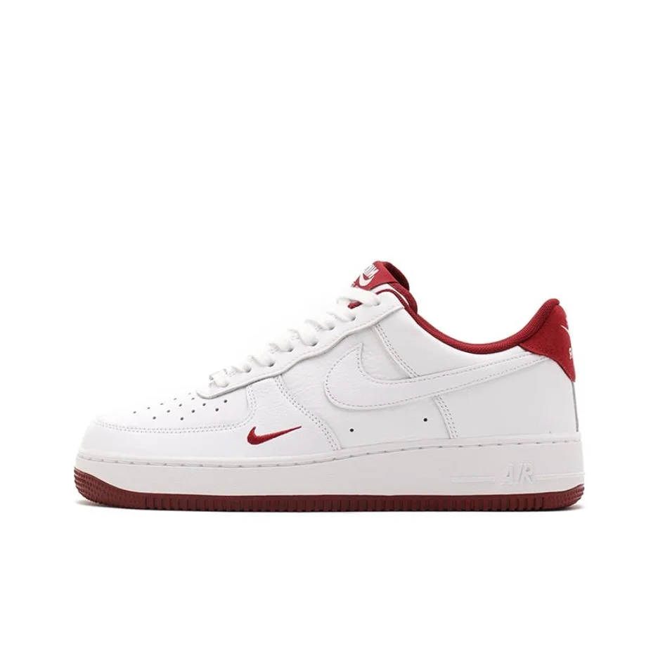 

Nike Air Force 1 Low '07 LV8 White Team Red HM9483-100