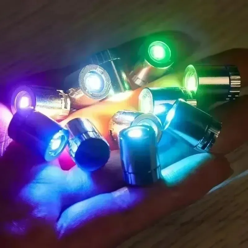 Mini luce a LED piccola lampadina luce colorata lanterna alimentata a batteria piccola lampada artigianale illuminazione piccola riflettore arredamento luminoso