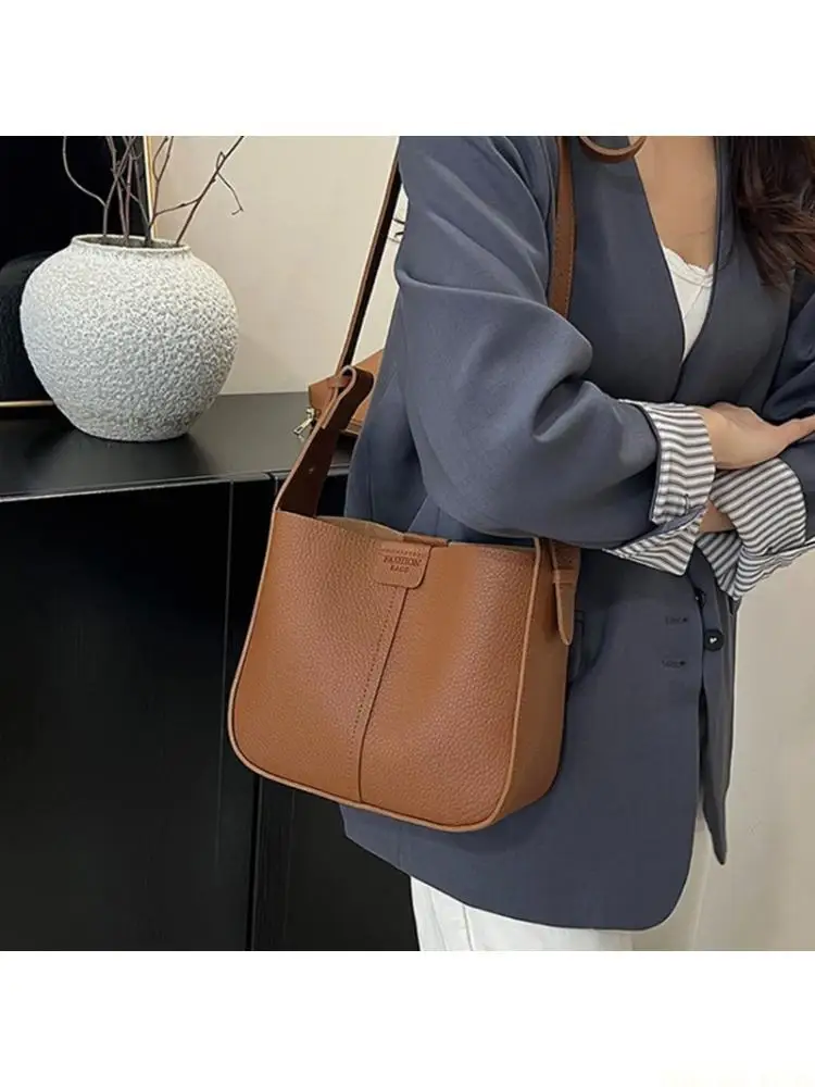 

X90D Women Bucket Bag PU Leather Shoulder Bag Simple Crossbody Bag Student School Bag Large Capacity Bag