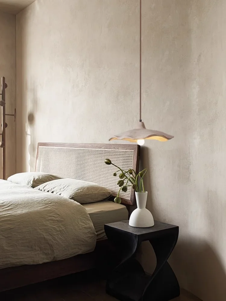 2025 Wabi-sabi نمط الاسمنت الأصفر الترافرتين شنقا خط مصابيح اليابانية مصمم الفن مطعم بار غرفة نوم علوي مصمم مصباح