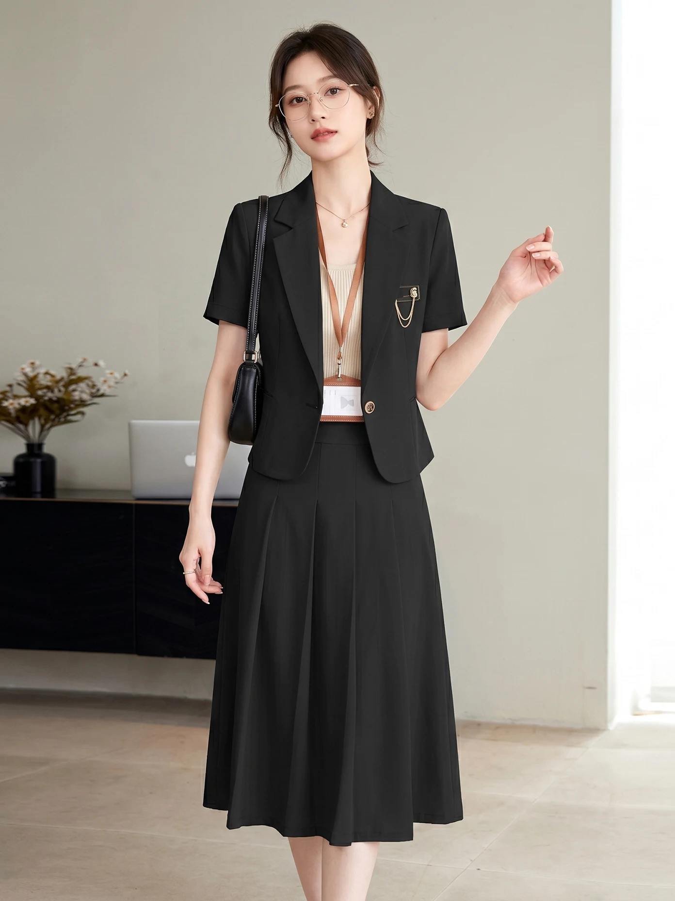 Black Casual Suit Jacket Women's Summer New Style Commuting Interview High-End Feeling Small Size Formal Women's Set