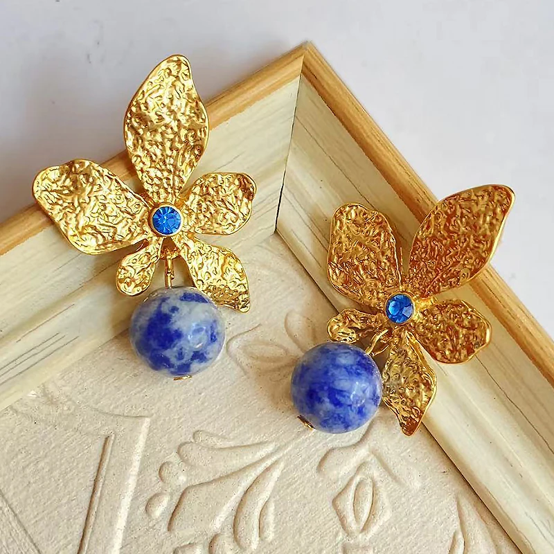 Vintage Court Style Lapis Lazuli Earrings Flowers Temperament Ladies jewelry Stud Earring Girl Party Accessories Gift