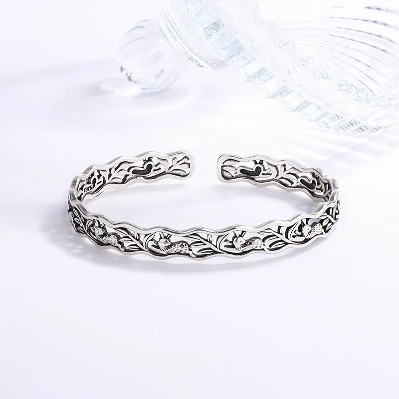 

Новое поступление, полый браслет со свежим кроликом, стерлинговое серебро 925 пробы, индивидуальный темперамент, браслеты с животными TYB258