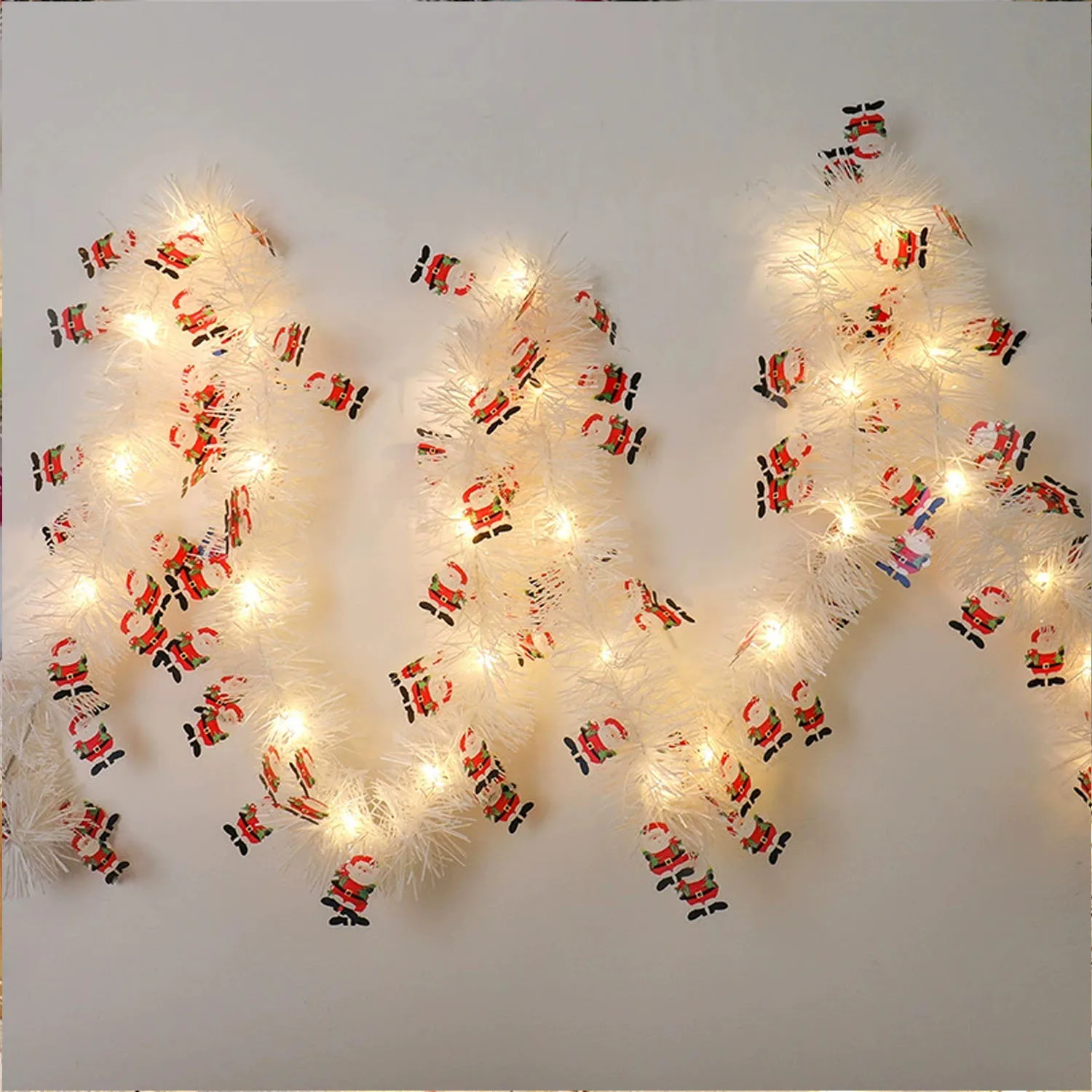 

LED Christmas Tinsel Copper Wire Light String, 50 Warm White LED, 500 x 10 cm, IP42, 3 AA Batteries (Not Included), PET
