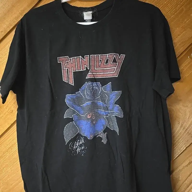 تي شيرت كلاسيكي رفيع باللون الأسود الوردي مقاس 26 × 21 #1