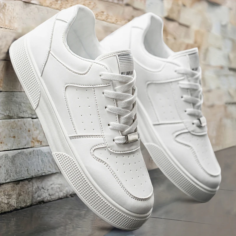 Men's casual shoes, plus-size men's shoes, excellent grip, stylish and comfortable, suitable for outdoor walking and daily wear