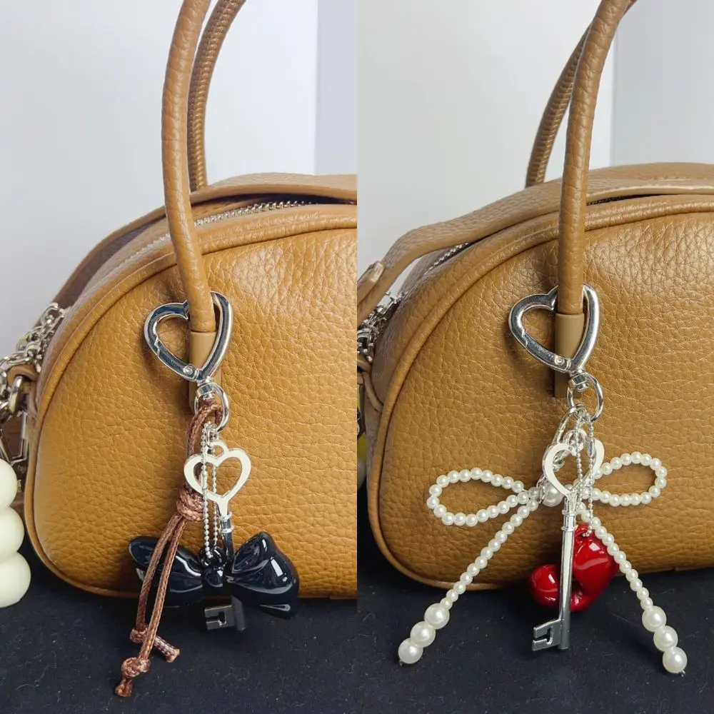 White Bowknot Heart Keychain Women Sweet Charm Pearl Bow Backpack Key Ring Y2K Aesthetic Key Holder Girl Bag Pendant Accessories