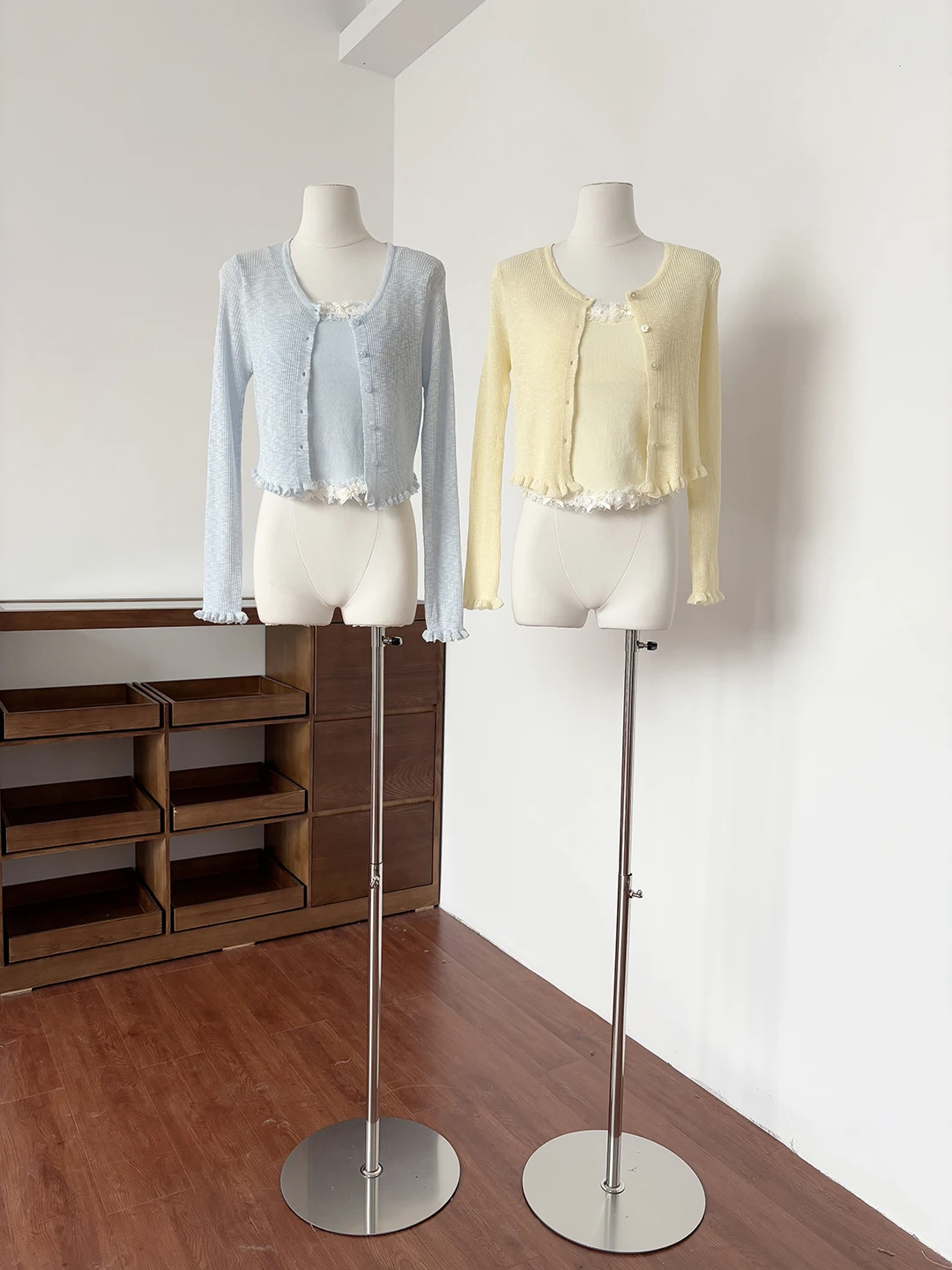 

Spring Summer 2026 Knitted Lace Trim Sweater Vest Women's Fashion Sweet Style Ensemble Long Sleeve Pure Color Polyester Fiber