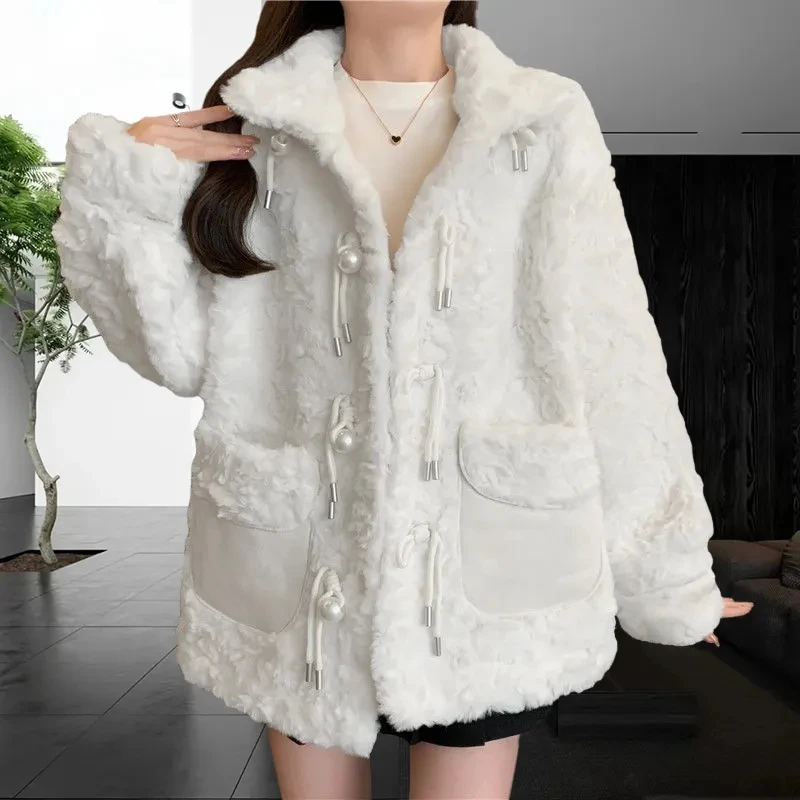 الشتاء امرأة رقيق معطف فرو الضأن الدافئة فو الفراء معطف طوق ملابس خارجية قصيرة القلنسوة زر الكورية سترات الفراء سترة جديدة #2