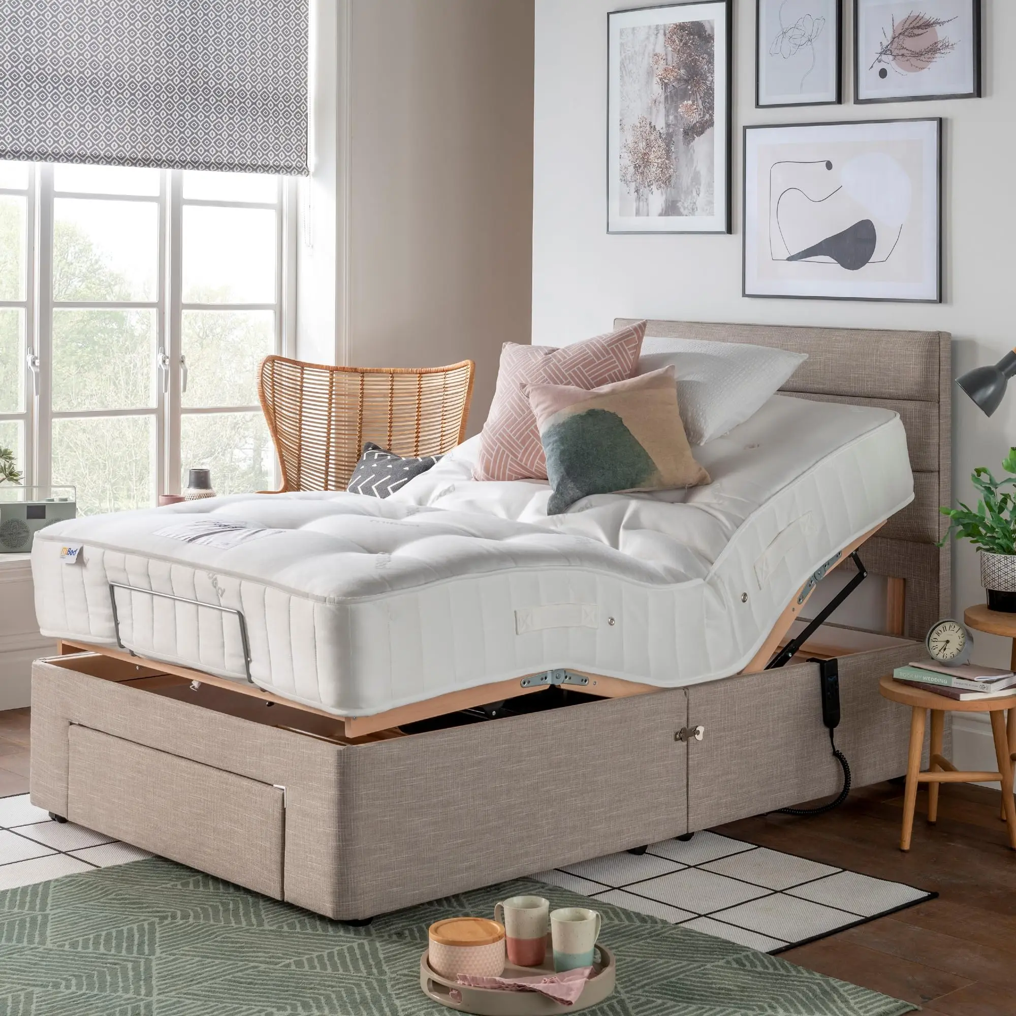Remote Control Electric Adjustable Elderly Xl Queen King Cama Queen Size Bed Frame Base Compliant With Human Mechanics