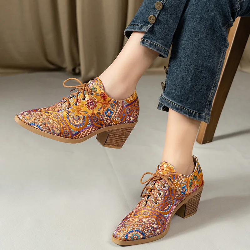

Pointed-toe printed high-heeled single shoes for women in the autumn of 2025, lace-up cross-border large-sized chunk-heeled sing