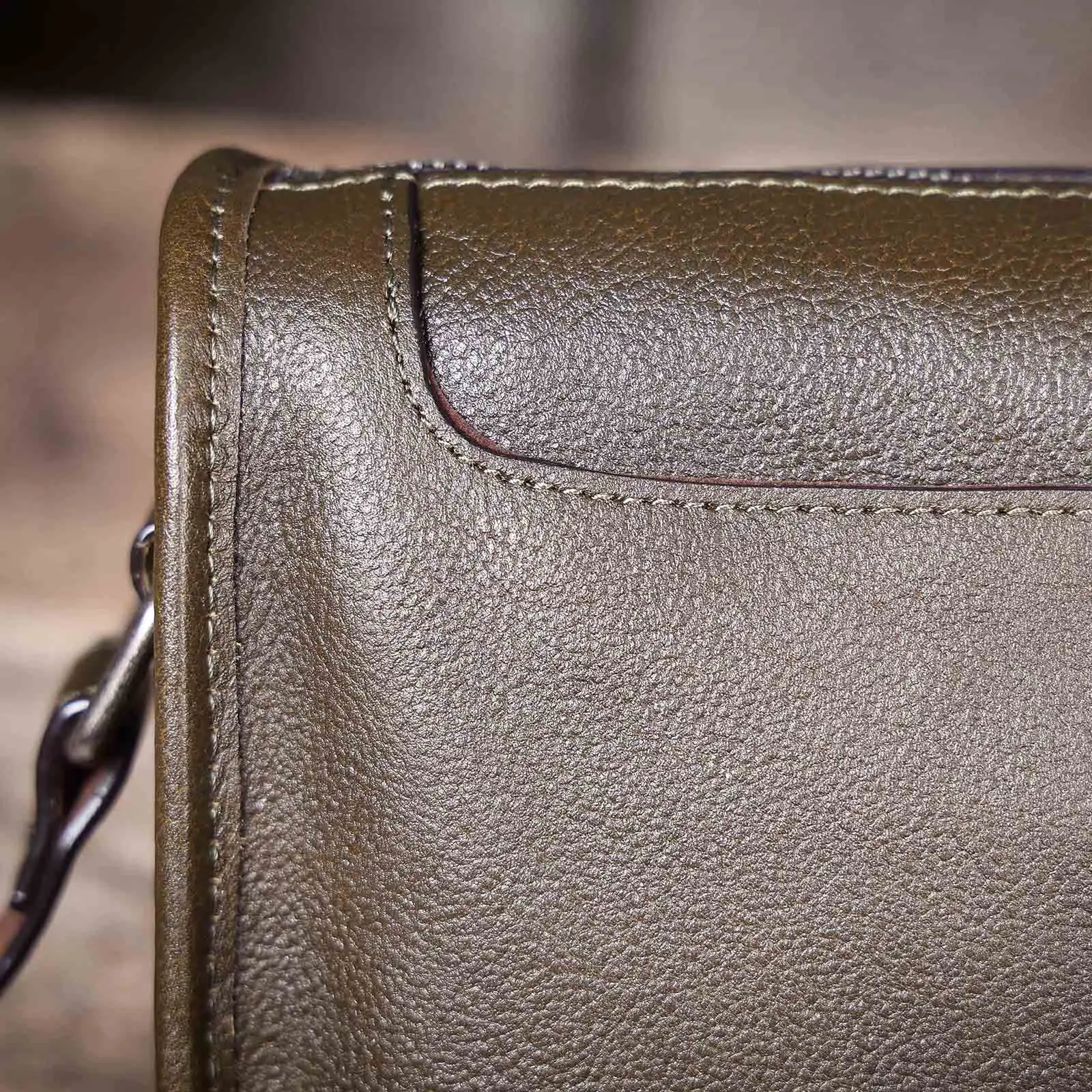 Echte Leder-Umhängetasche für Herren, Unisex, einfache Rindsledertasche, oberste Schicht pflanzlich gegerbtes Leder, modisch und lässig – Detail 20