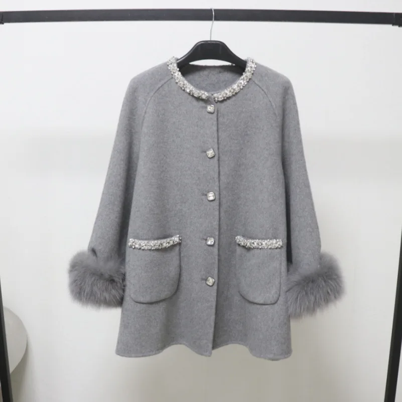 

Women's Autumn Winter Elegant Diamonds O Neck Single Breasted Fox Fur Cuffs Loose Coat Lady Thick Warm Long Loose Wool Outwear