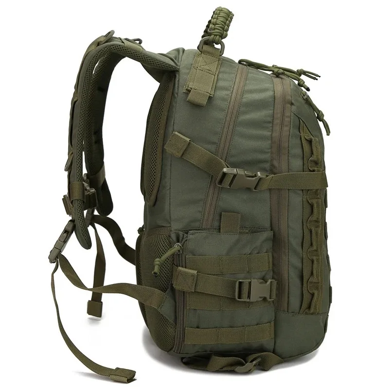 35 litre men\'s outdoor backpack Waterproof camo camping hiking backpack Large wearable sports bag