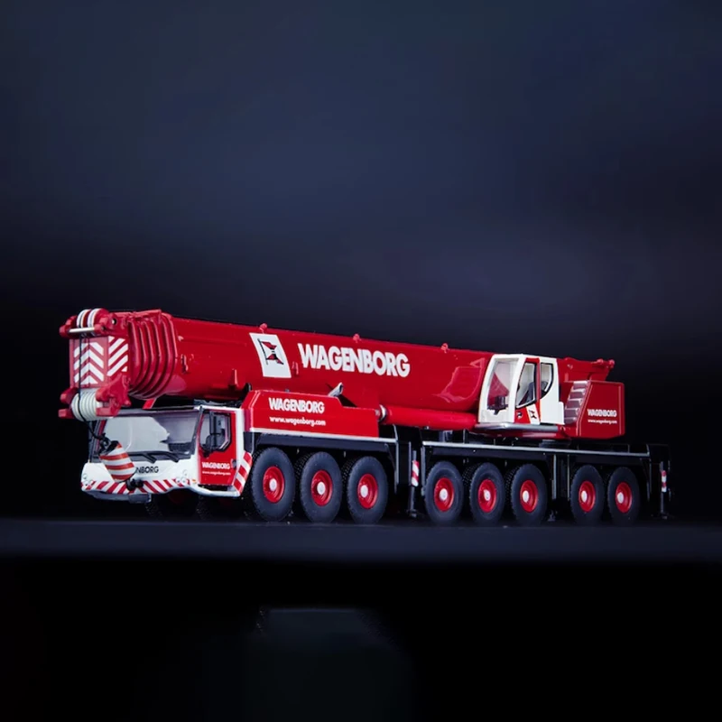 IMC Diecast 1:87 Scale LTM 1450-8.1 Crane Alloy Engineering Truck Model 32-0098 Collection Souvenir Display Gift Red Model