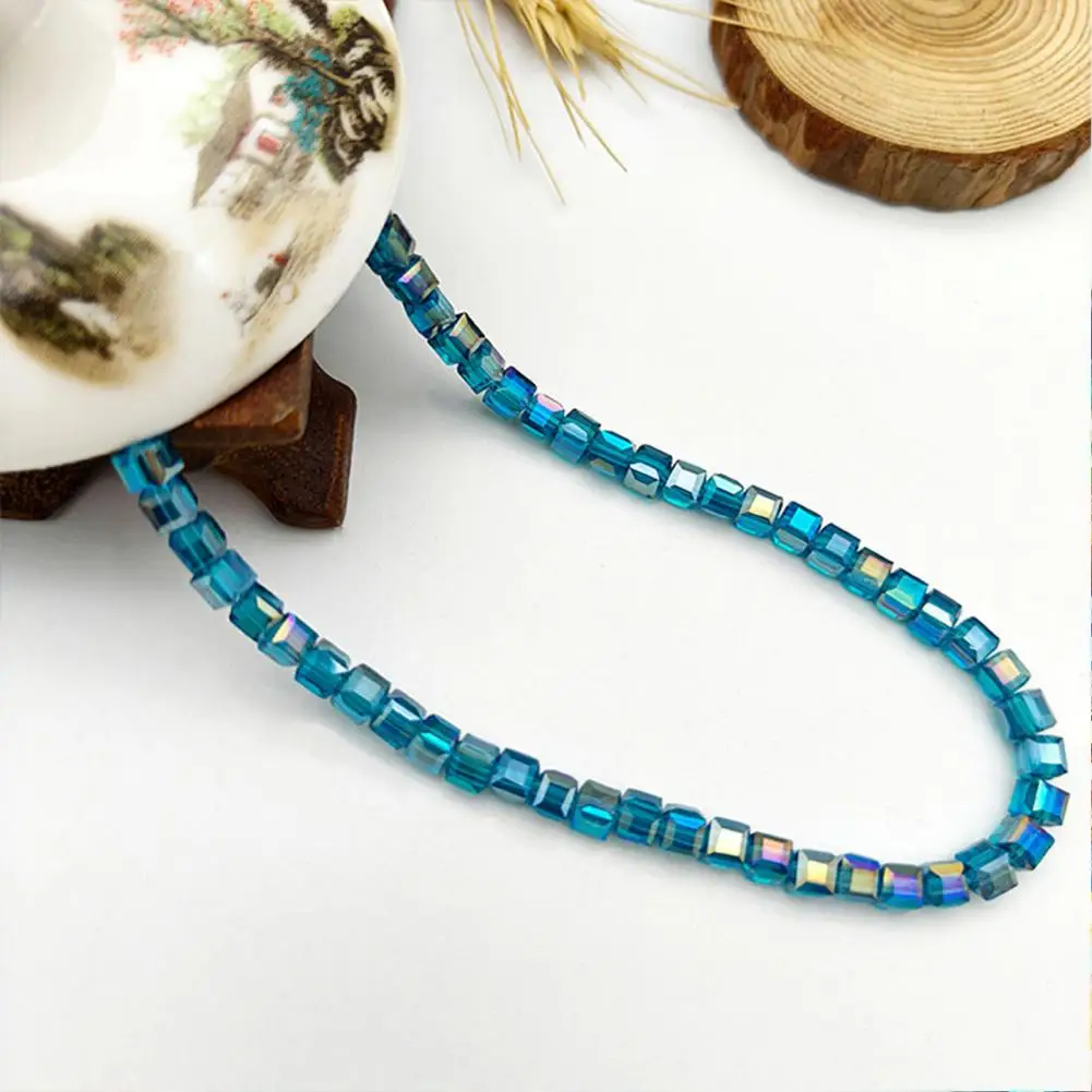 100Pcs 4mm Faceted Cube Beads Artificial Crystal Spacer Beads Sparkly Beads for Necklace Earring Bracelet DIY Jewelry Making